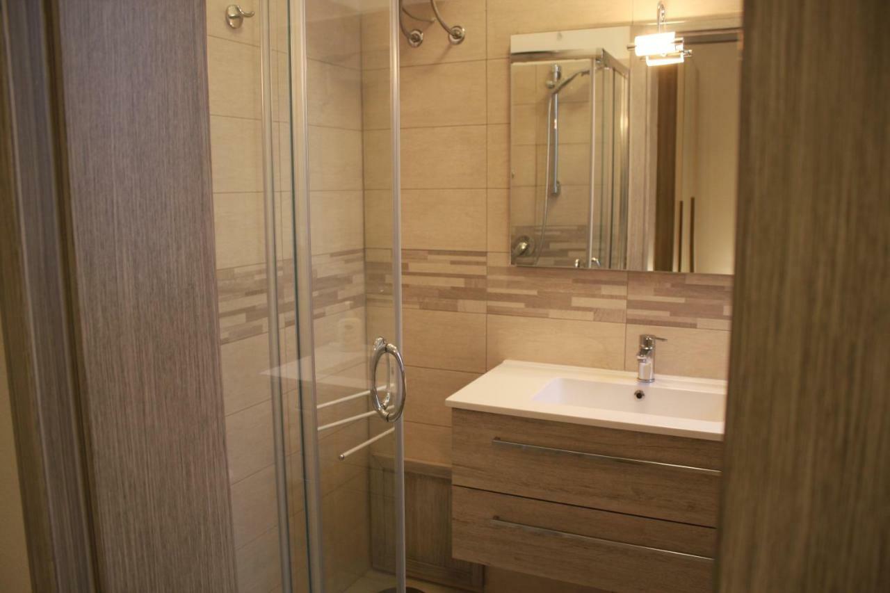 איגלסיאס B&B Castello Salvaterra מראה חיצוני תמונה