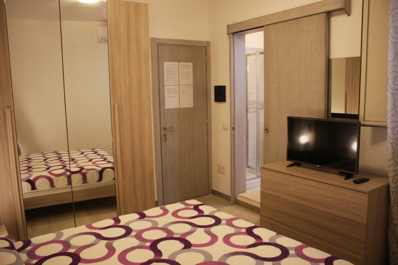 איגלסיאס B&B Castello Salvaterra מראה חיצוני תמונה