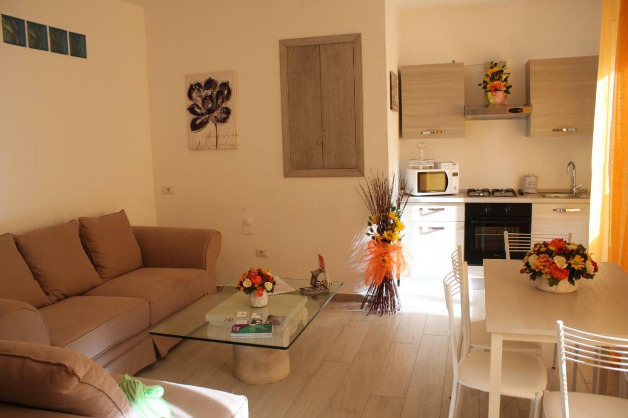 איגלסיאס B&B Castello Salvaterra מראה חיצוני תמונה